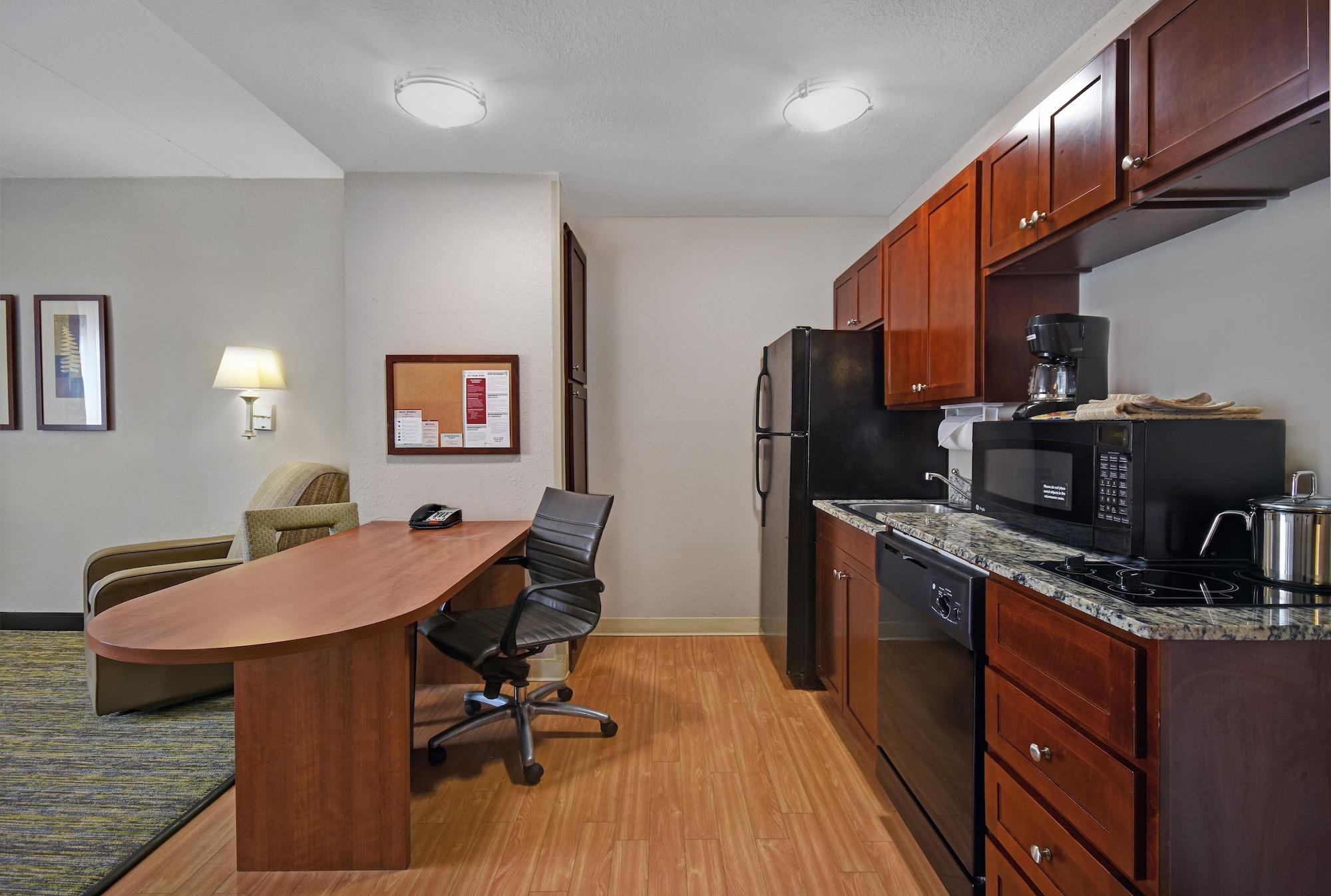 Candlewood Suites Columbia-Fort Jackson By Ihg Exterior foto